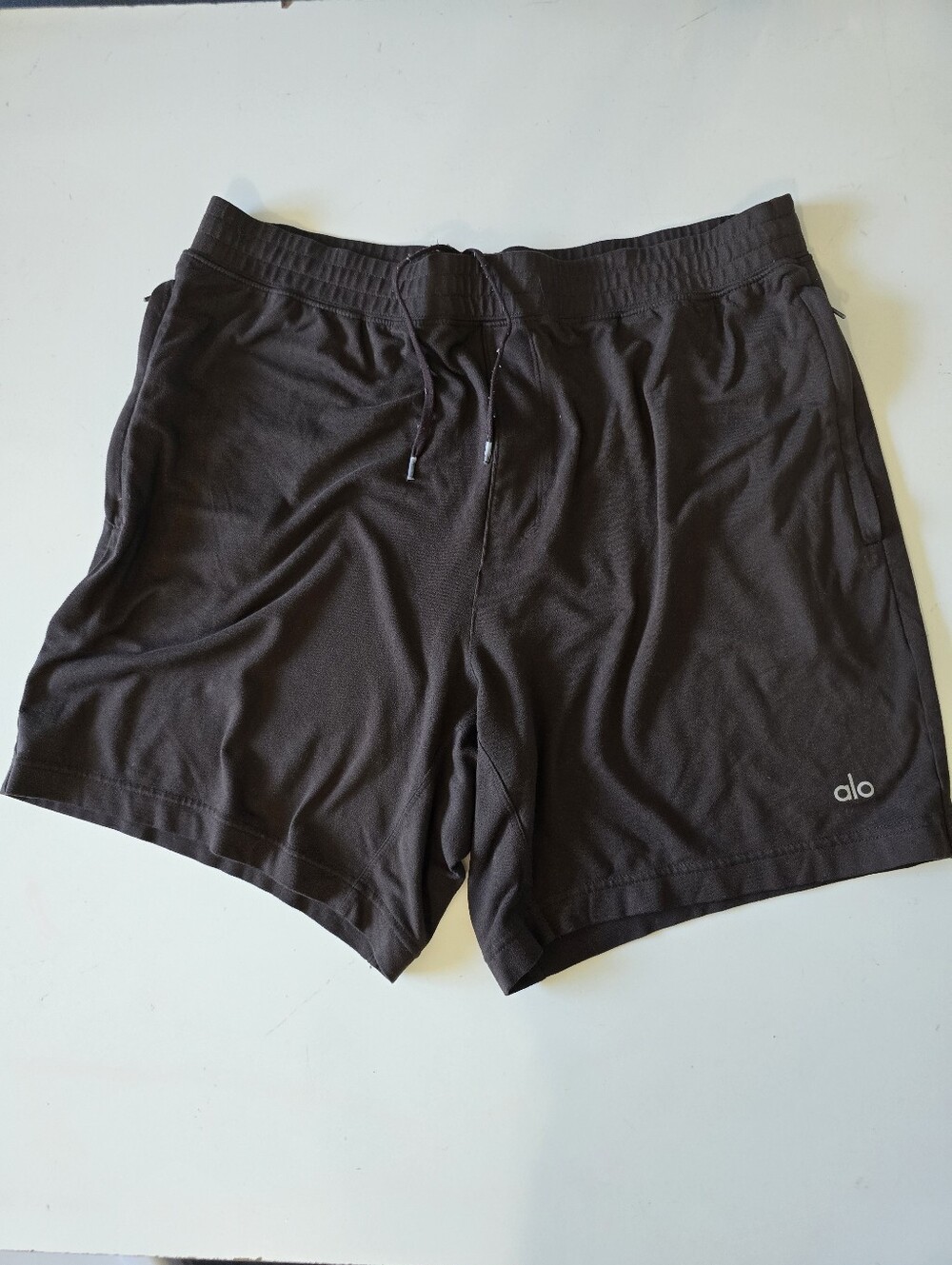 Alo Yoga Mens Gym Brown Shorts M